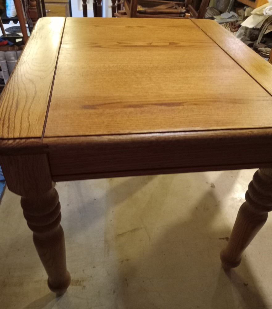 Oak End Table / Side Table (ET659)