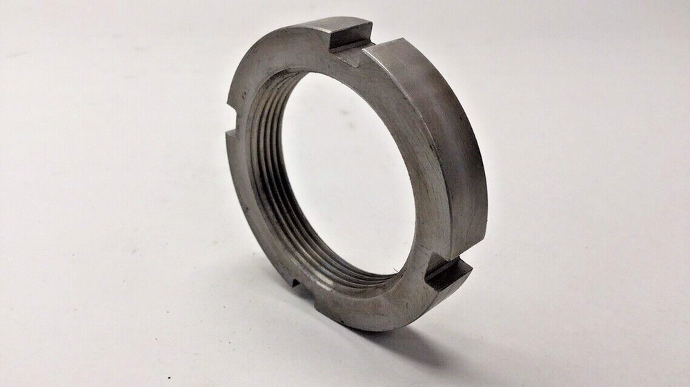 Spicer 31139 Nut Spindle