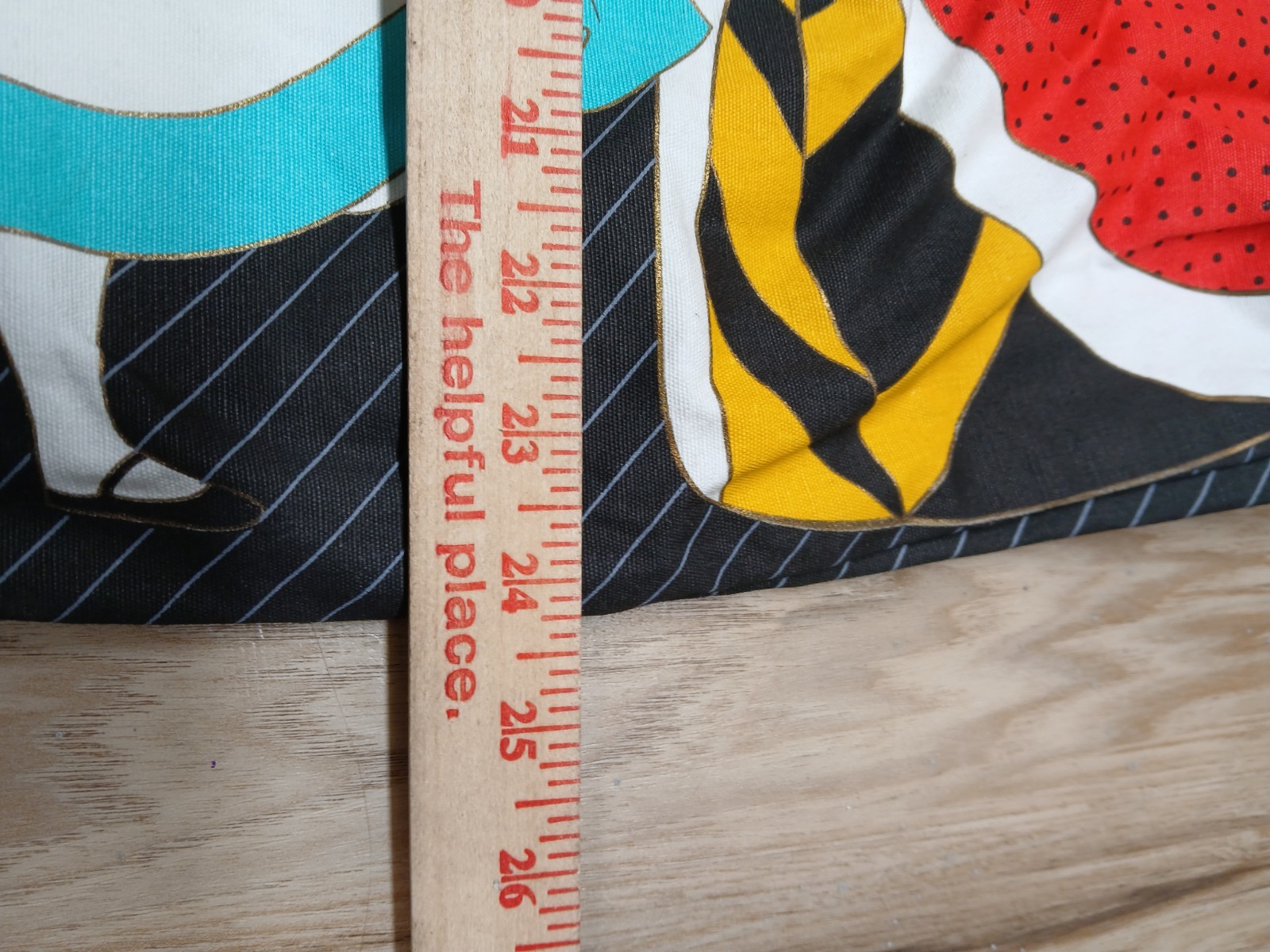 Loungefly Disney Alice in Wonderland Queen Of Hearts Painying The Roses Red