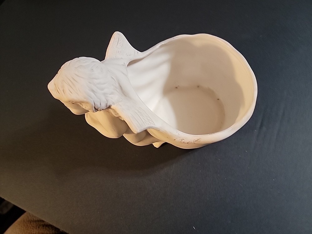 Cherub Planter/ Statue 📦