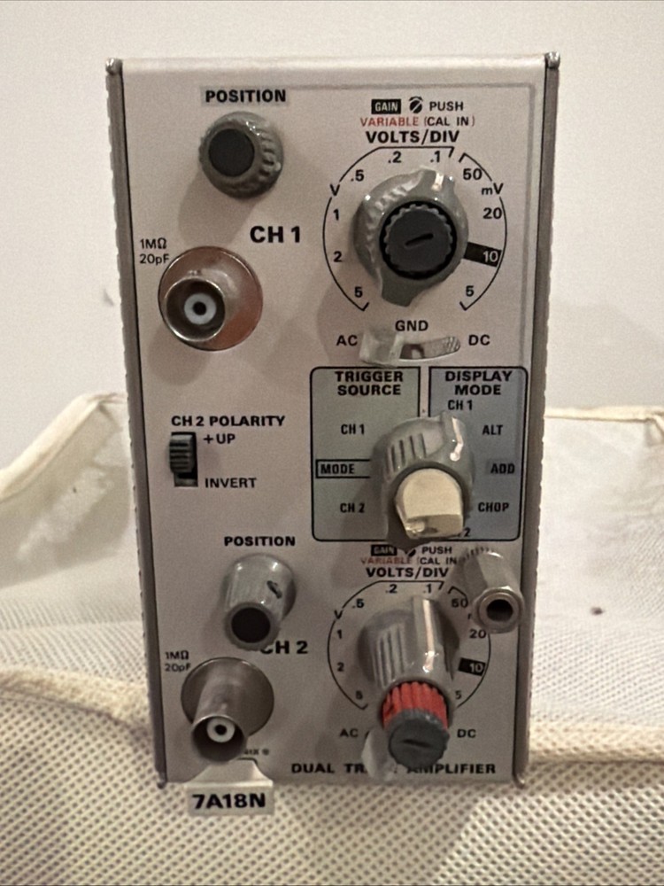 Tektronix 7A18N Dual Trace Amplifier Plug-in Module Oscilloscope, Tested