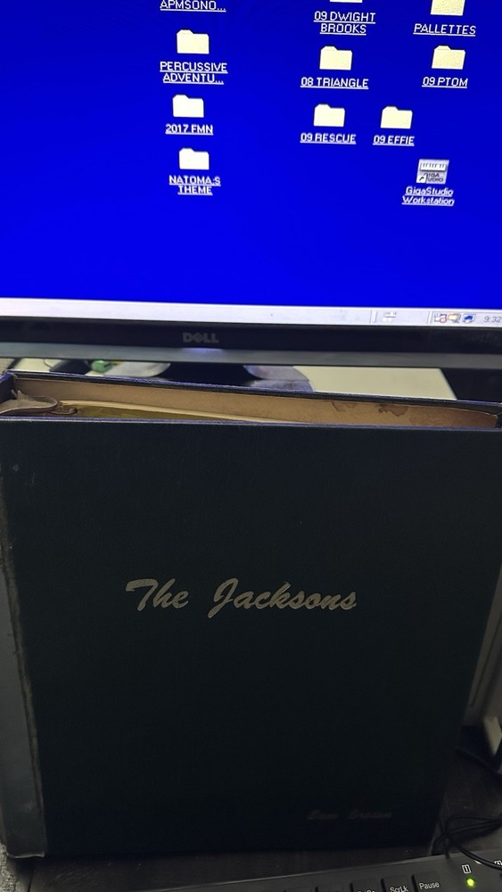 Vintage Windows 98 Studio Computer Custom Built Fully Functional With OEM Win98