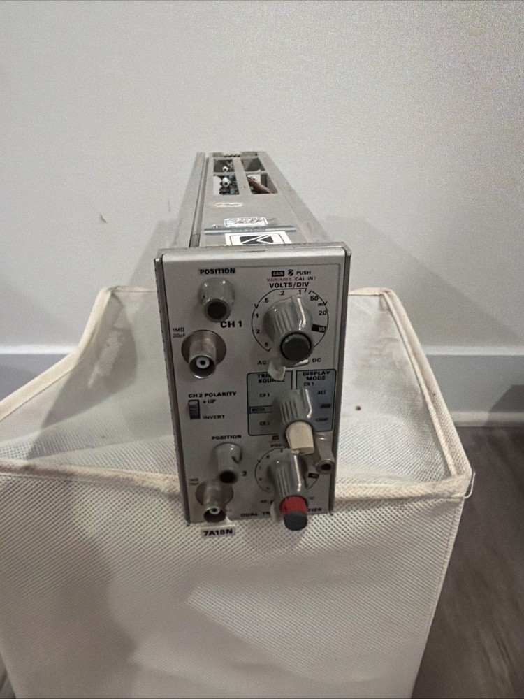 Tektronix 7A18N Dual Trace Amplifier Plug-in Module Oscilloscope, Tested