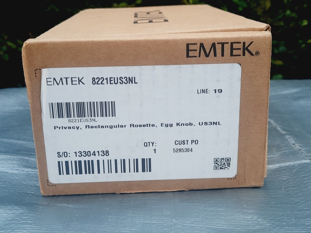 Emtek 8221EUS3NL PRIVACY, Rectangular Rosette, Egg Knob, Unlacquered Brass