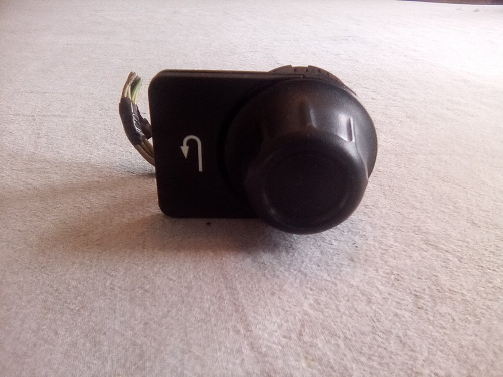 Peterbilt/Paccar Q27-1012-002 Menu Control Switch