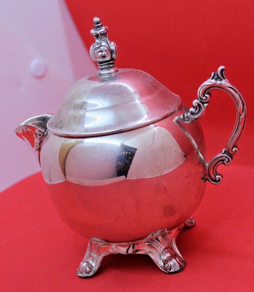 FB Rogers Silverplate 2333 Creamer With Lid