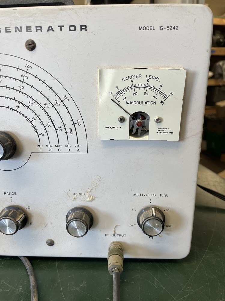 Heathkit IG-5242 RF Signal Generator Untested