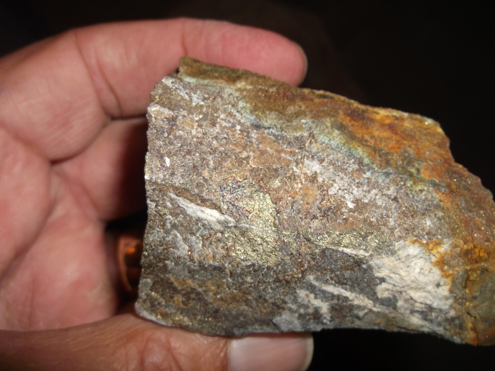 Gold, silver, copper, 340 grams samples ,ore high grade .