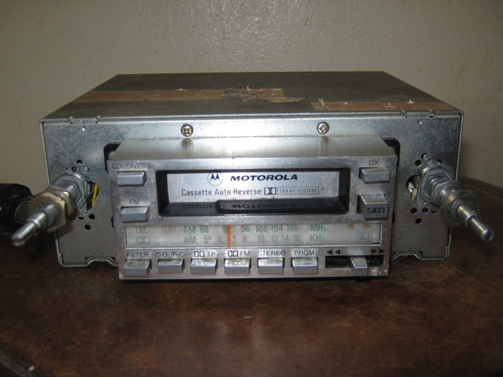 Motorola Car Stereo am fm Cassette TC894AX AM FM vintage old school with box