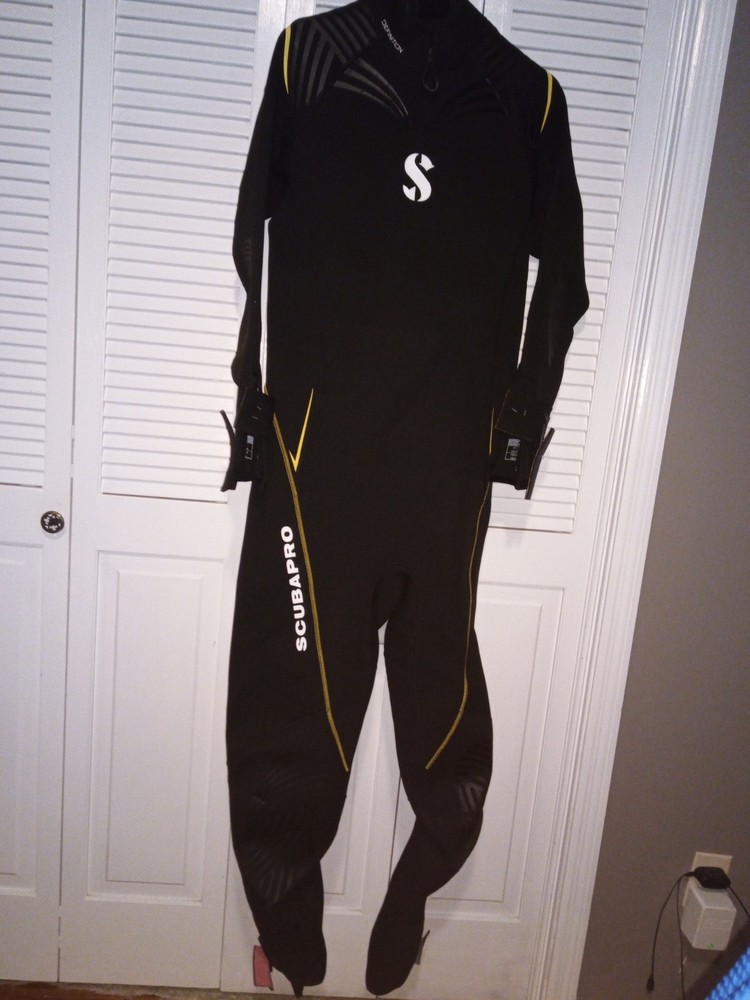 scubapro wetsuit men