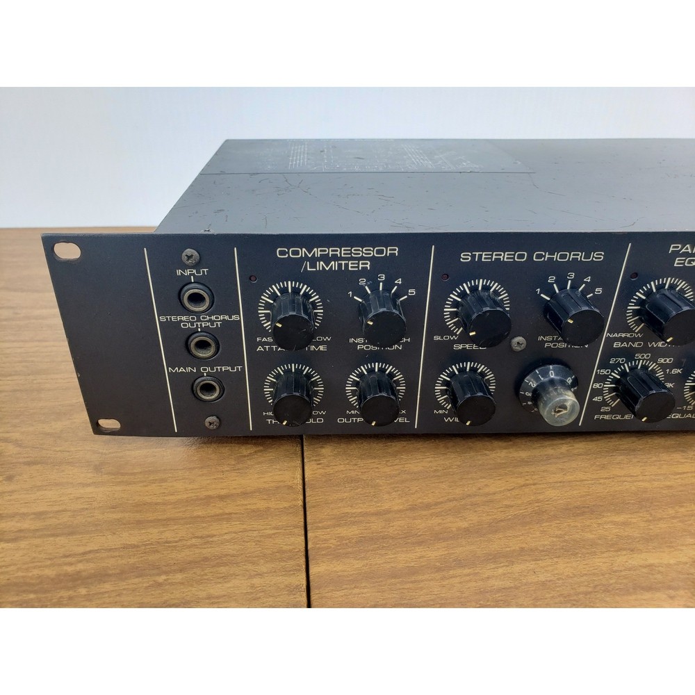 Ibanez UE405 Multi Effects Guitar Rack Mount Compressor Chorus Delay plus Extras