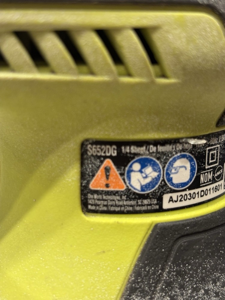 RYOBI2 Amp Corded 1/4 Sheet Sander