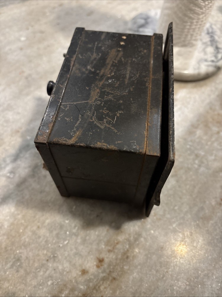 Vintage Lionel Multi-Volt Transformer