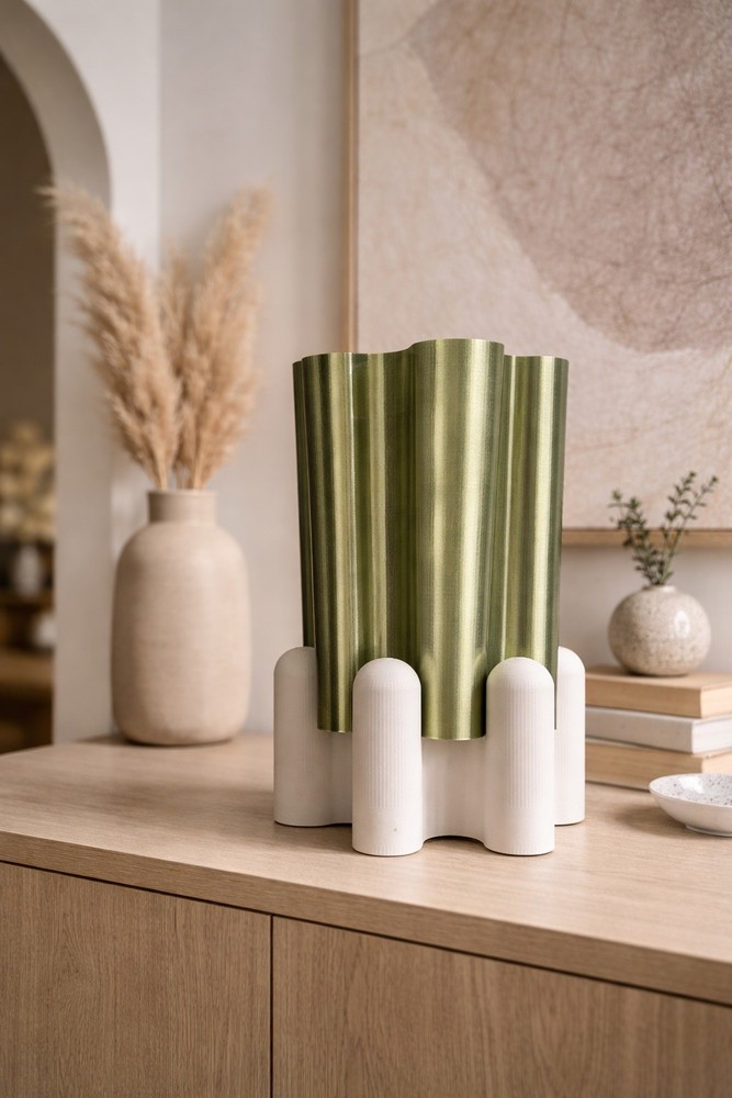 IOVA Column – Sculptural Table Lamp