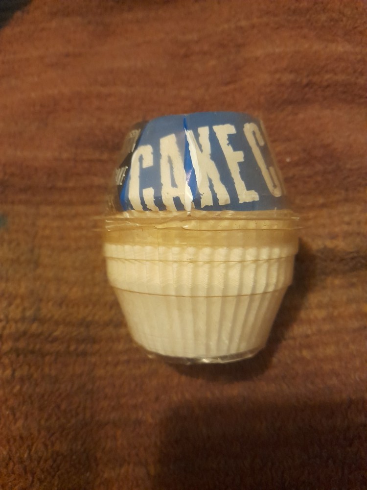 Vintage 1987 Tesco Cake Cases - partially used