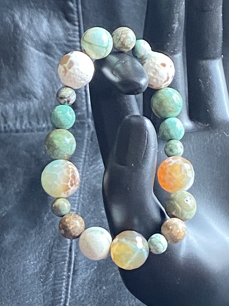Handmade Peacock Agate & Dyed Agate Bracelet