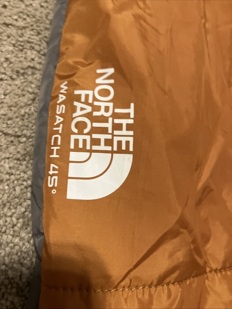 The North Face Wasatch 45F/ 7C Sleeping Bag Orange REG-RH Rectangular Insulated