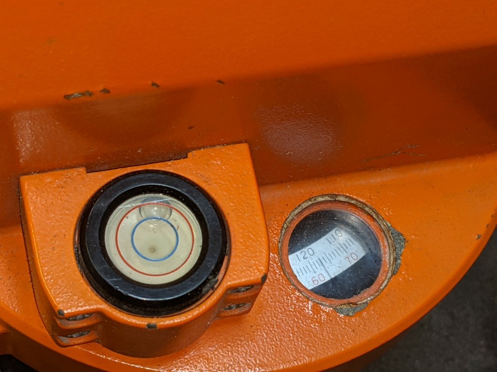 Topcon Automatic Level Model AT-D4 In Hard Case (134)