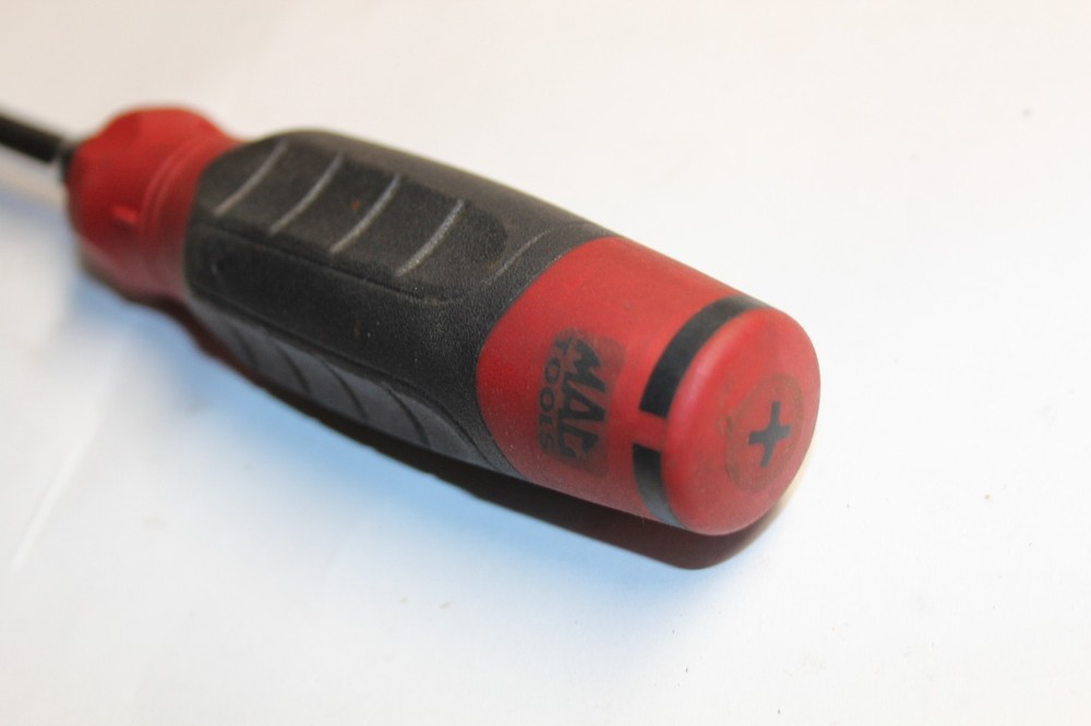MAC TOOLS PB2084CR Mac-Grip™ Phillips® Screwdriver 8" x #4 Red
