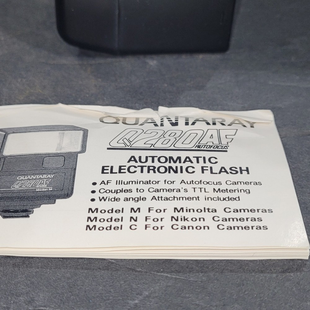 Quantaray Q280AF Model C Automatic Electronic Flash. Mint In Box.