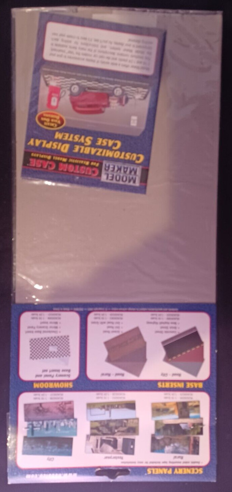 MODEL MAKER 9306 “SHOWROOM” SCENERY PANEL & BASE INSERT-1:18-NEW