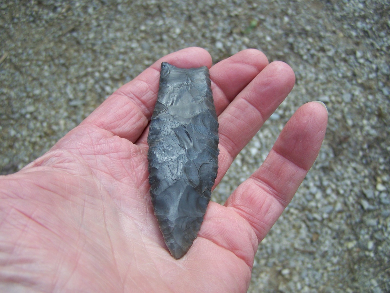Here is a group of reproduction arrowheads! (Read listing)