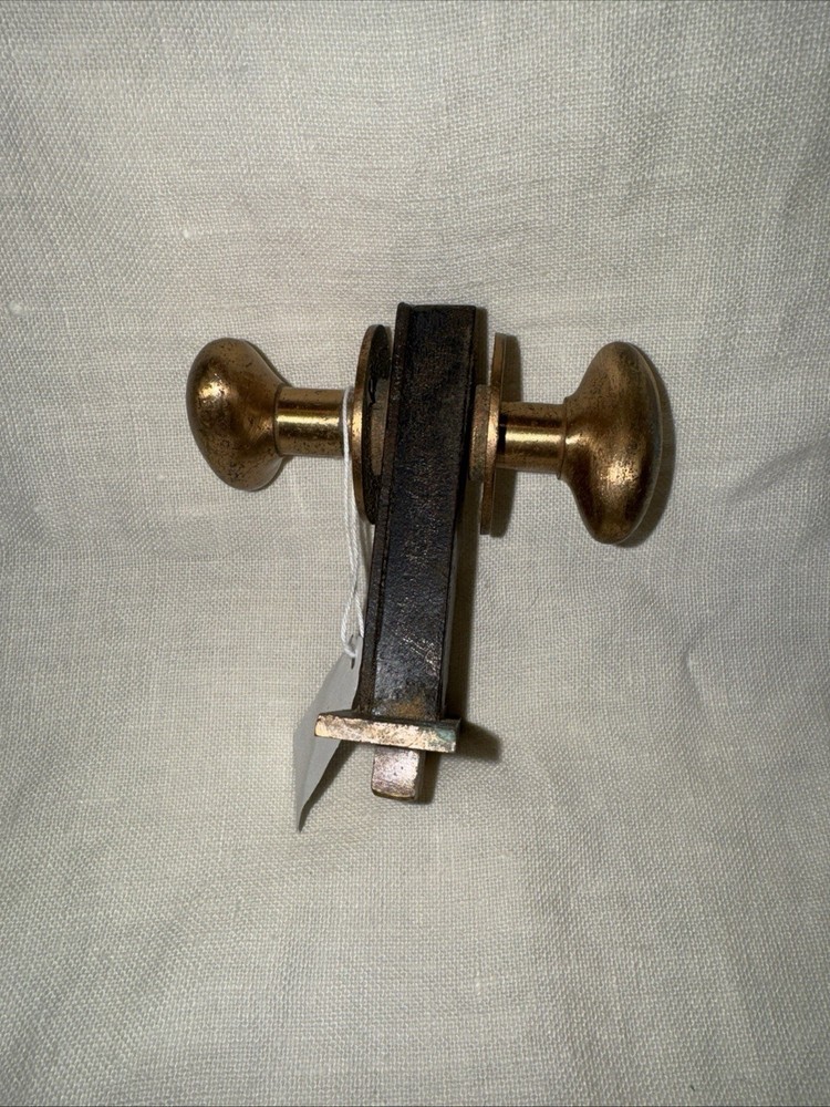Vintage HEAVY Solid Ornate Oval Brass Door Or Closet Knobs