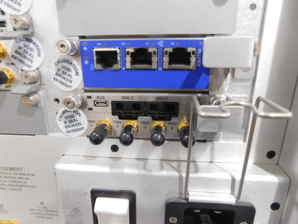 Keysight UXM Wireless Test Set, Model: E7515A. For Parts. No Returns
