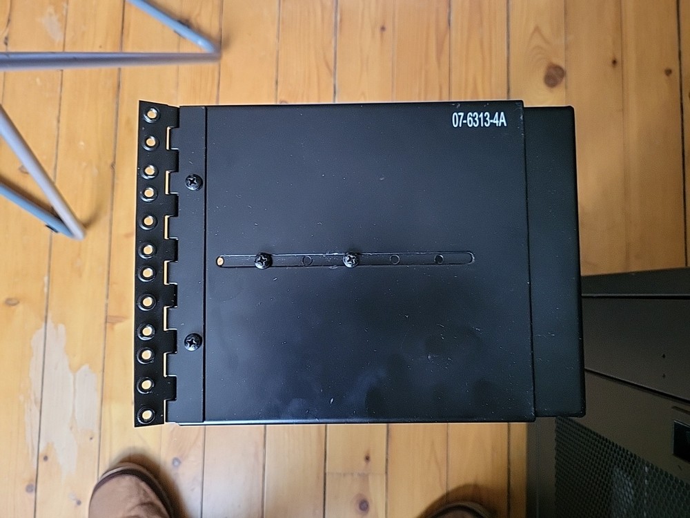 19" FOUR Space 4U Steel Wall Mount Hinged Swing Out Patch Panel Bracket 6" Depth