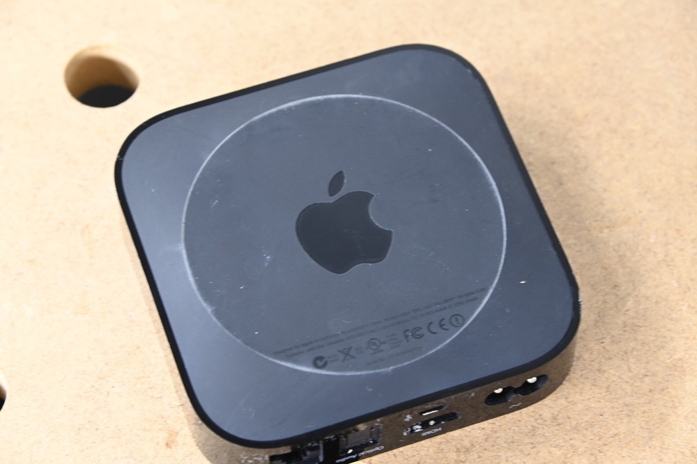 APPLE TV A1469 - HDMI Optical Audio - A885