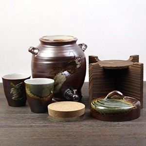 Iron Red Shochu Server 2.5L (Personalized) Shigaraki Ware