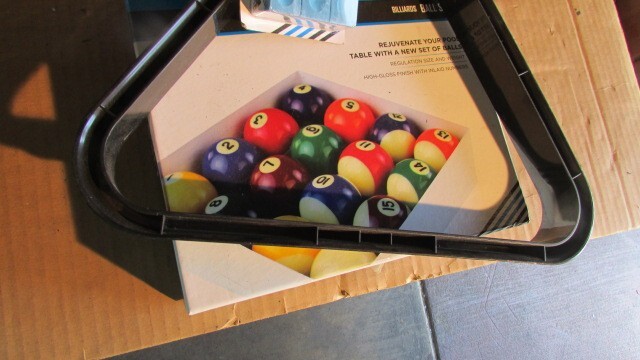 MIZERAK Pool Balls Rack Chaulk