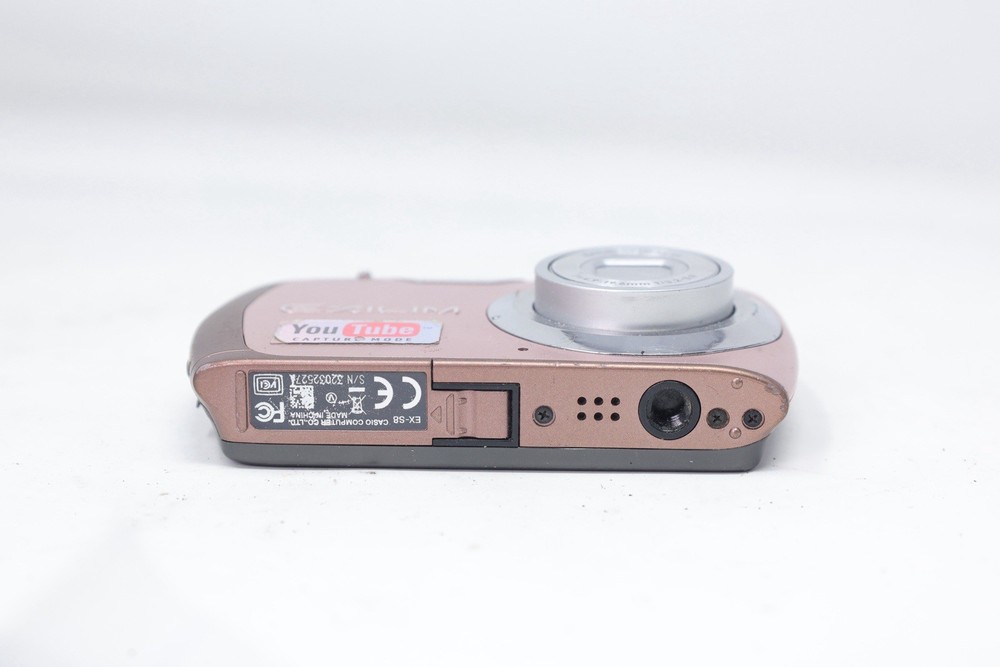 Casio Exilim EX-S8 12.1MP Digital Camera PINK Untested