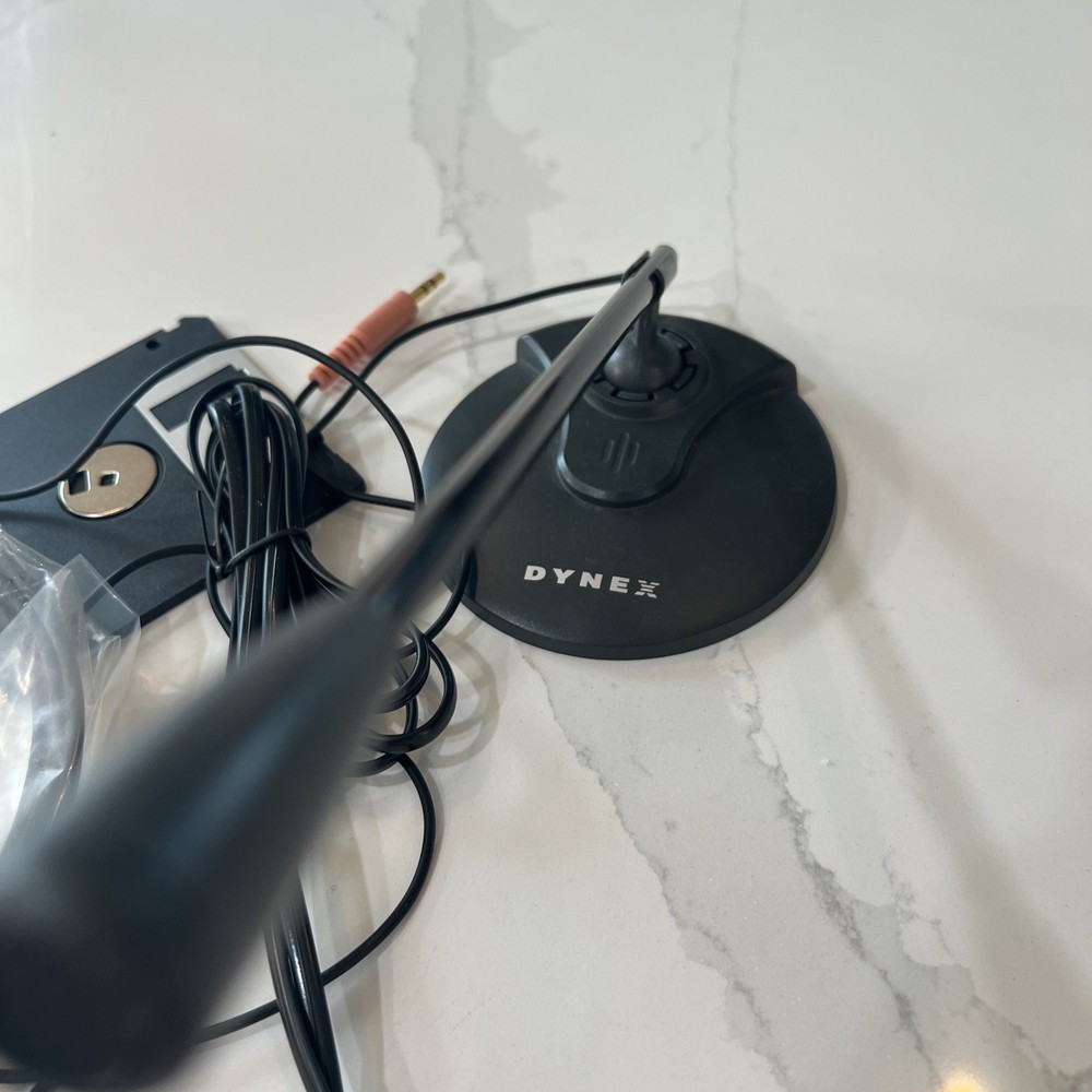 Dynex PC Desk Top Microphone With Cords