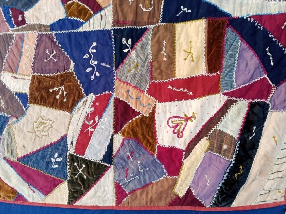 antique beautiful crazy handmade patchwork quilts it177