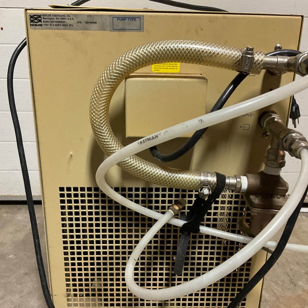 NESLAB Coolflow CFT-33 Refrigerated Recirculator pump type PD-1