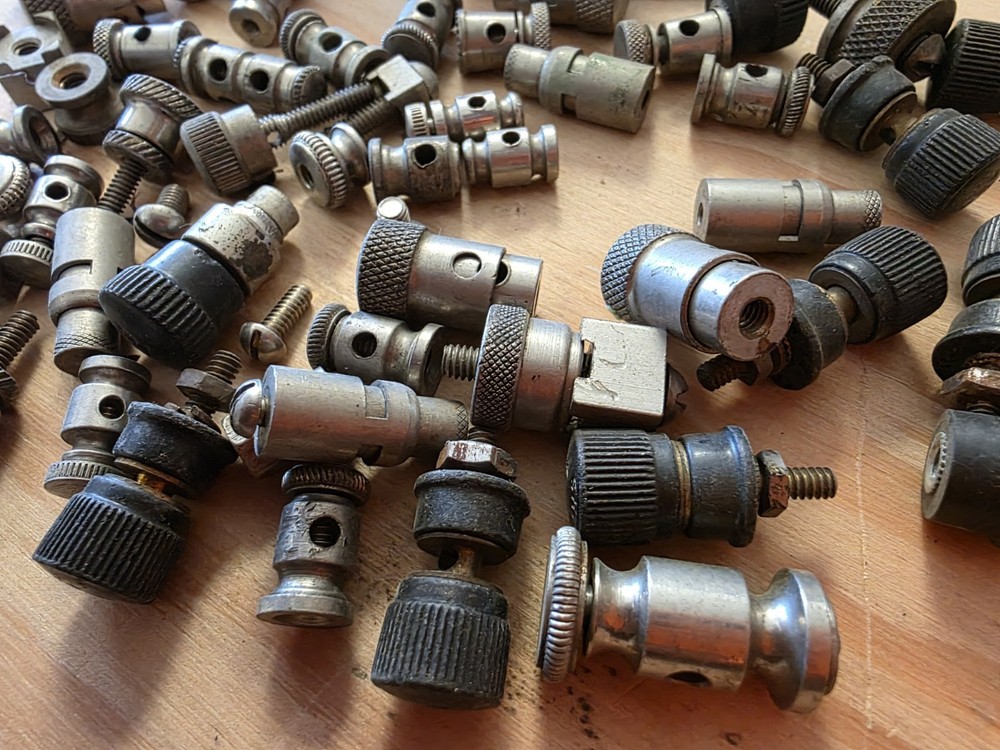 Vintage Speaker Push Connectors And Screw Down Lot Old