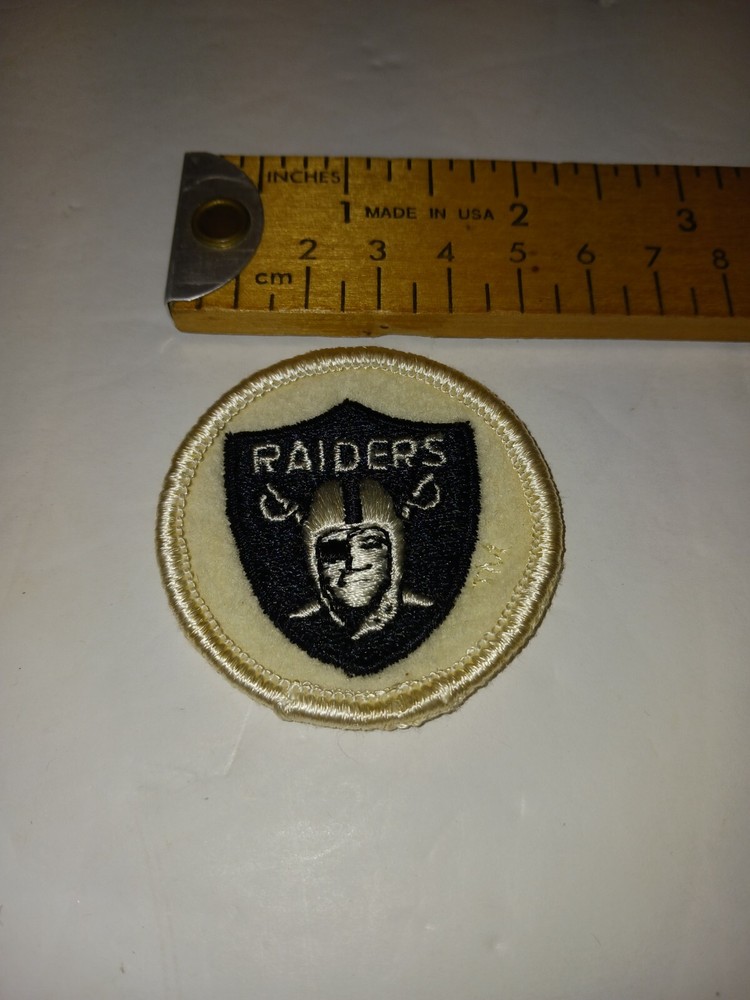 Vintage 1980's 2" Round Raiders Patch
