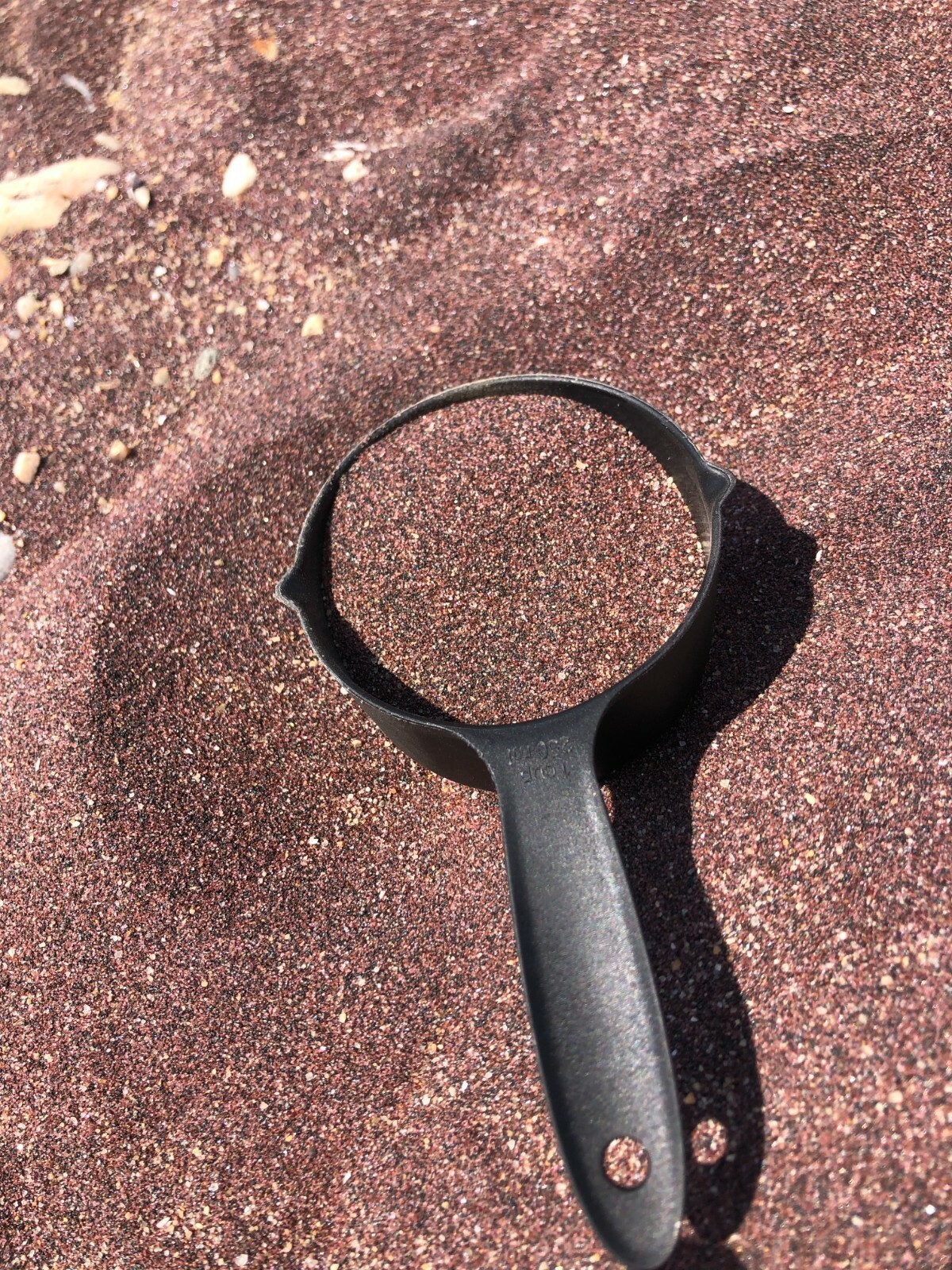 New York Orient Beach (Magnetic Garnet Sand) Sand Sample