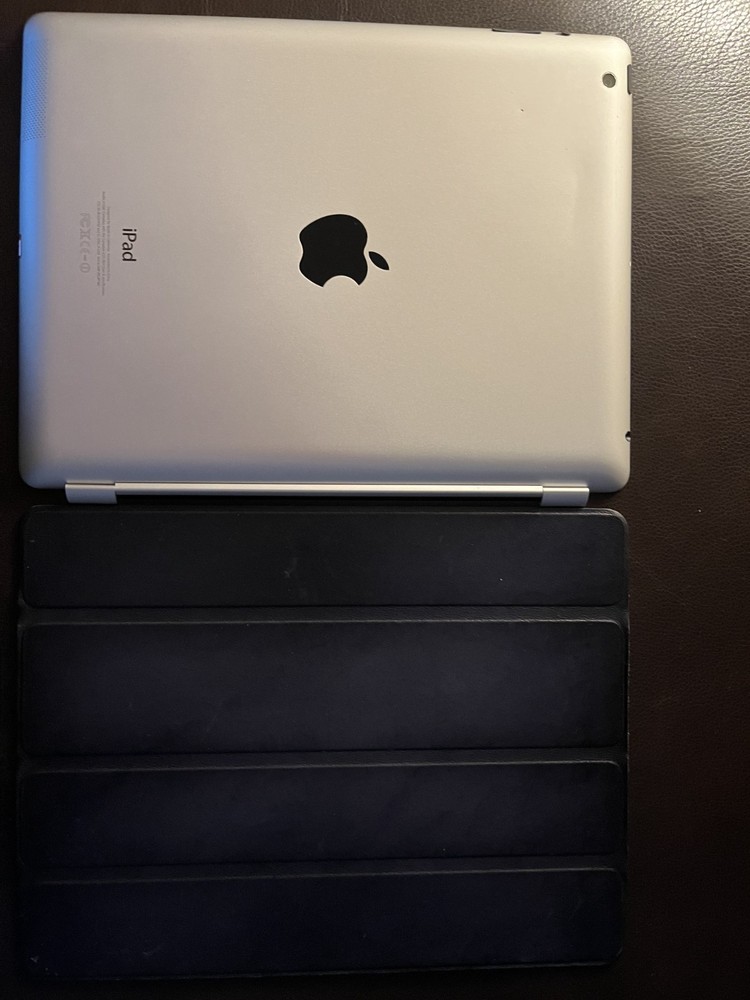 Apple iPad 4th Generation. 32Gb. White WiFi