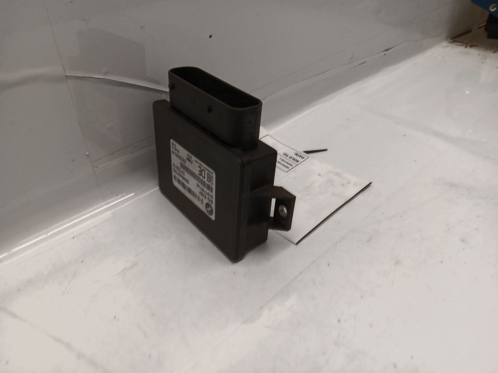 BMW Parking Brake Module Control Unit 6863277