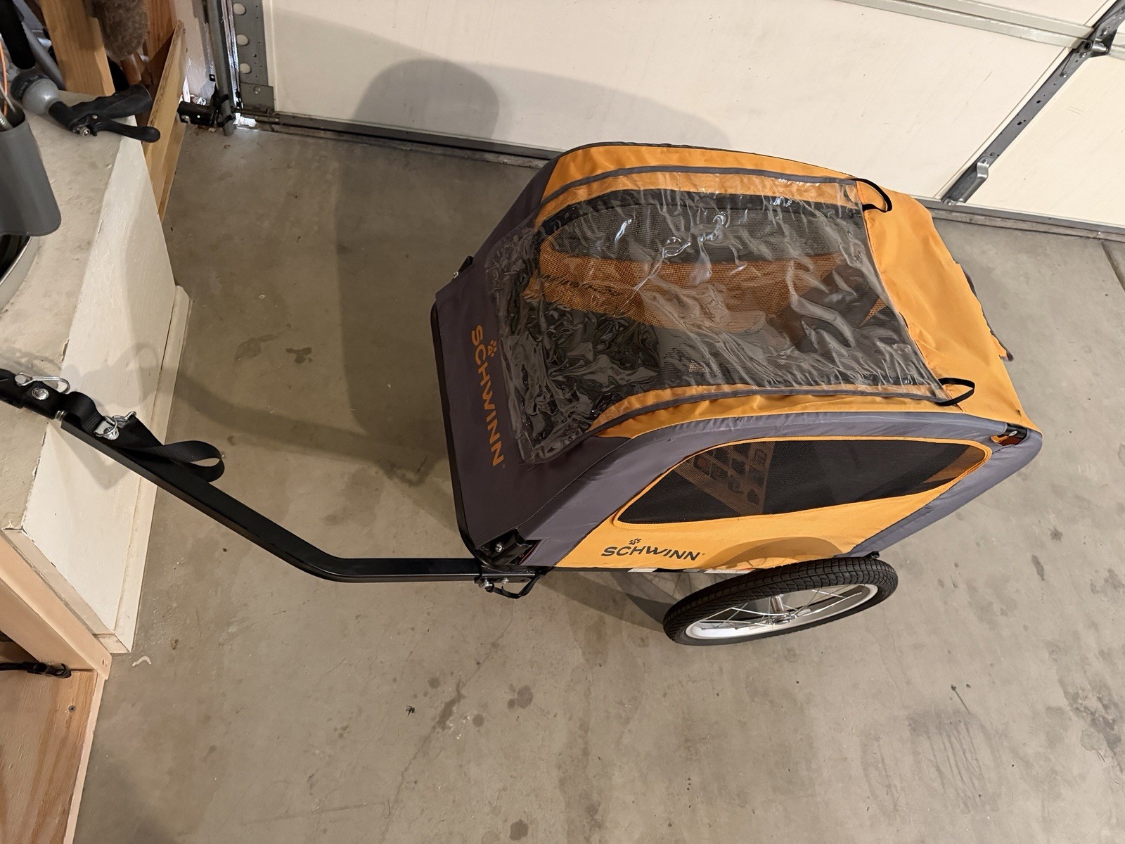 Schwinn Rascal Bicycle Trailer for Pets Outdoor Foldable Dog Trailer