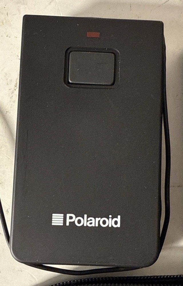 Polaroid Remote Trigger System 7020 Transmitter and 7030 Receiver With Case