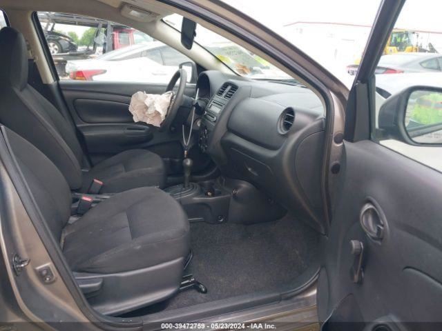 VERSA 2017 Glove Box 4330663