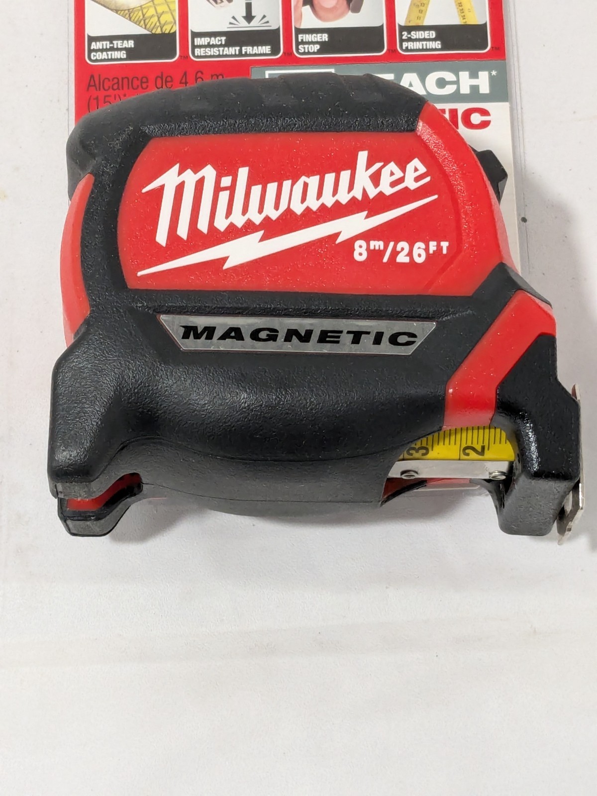 Milwaukee Tape Measure: 26' Long, 1″ Width, Black & Yellow Blade 48-22-0326