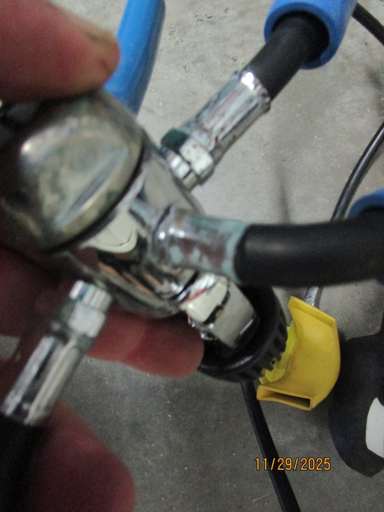 US Divers SE2 Regulator & Oceanic Data Max Sport Computer Untested