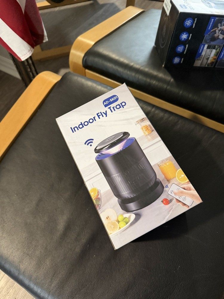 Fruit Fly Traps for Indoors, Bug Light Trap Indoor, Remote Control