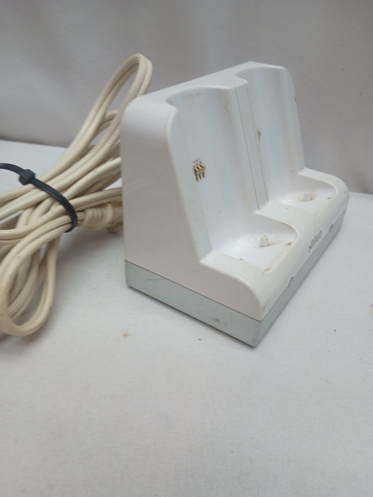 Nyko Nintendo Wii Controller Charging Station