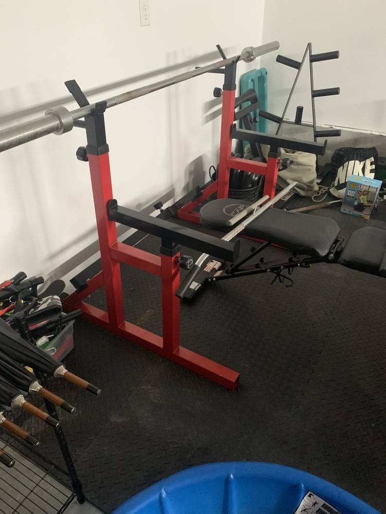 weight lifting gym equipment