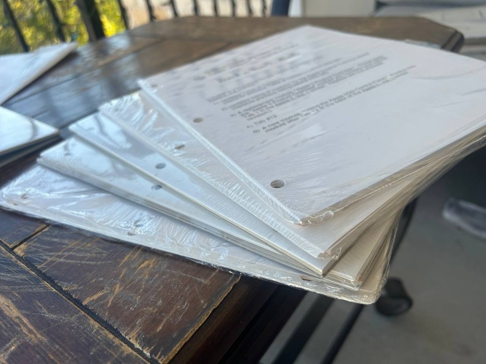 Apple Support Training Library binders, disks & update documents 1986